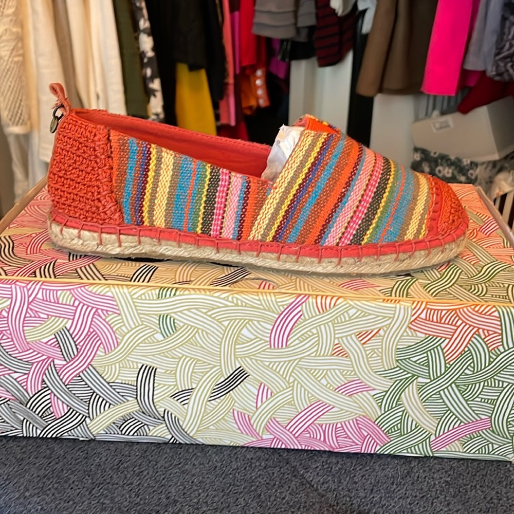 The Sak Multi-colored espadrilles size 5/35. Mint/new